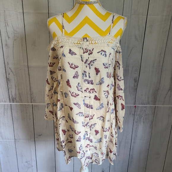 Cream Butterfly Dress - Picture 2 of 14
